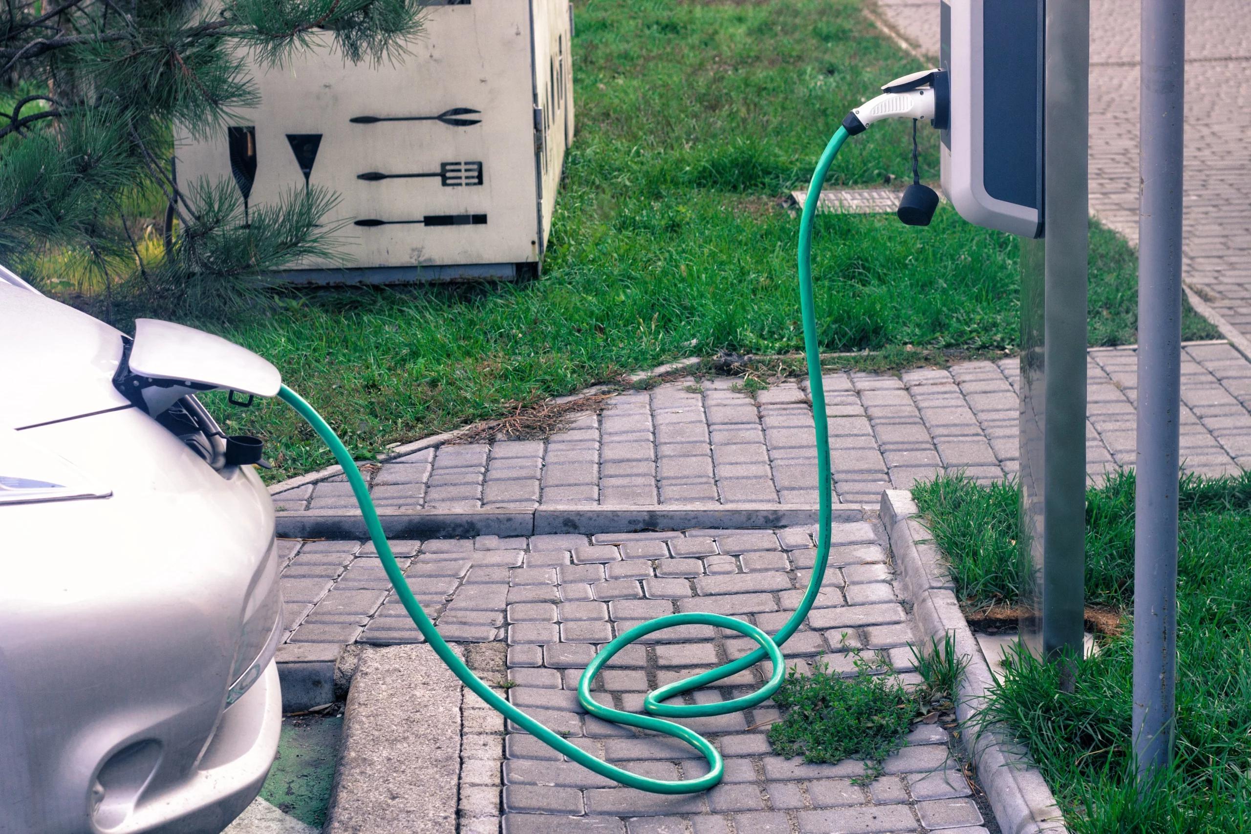 5 Best EV charging stocks to buy in 2022 for long-term - Stocks Telegraph