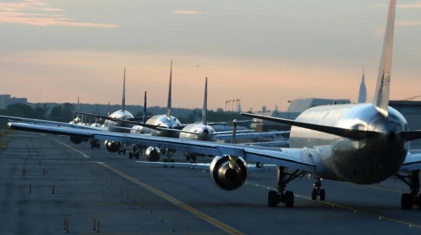 American Airlines Group Inc. (AAL) Bullish Prior to Upcoming Earnings as Market seems Favorable - Stocks Telegraph