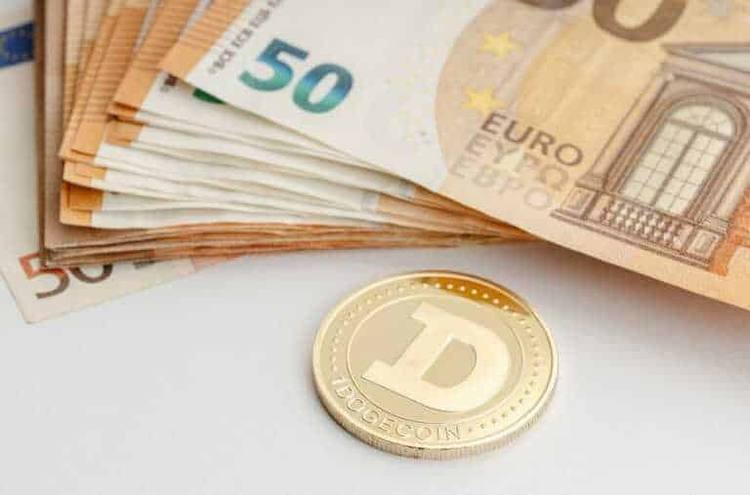 Dogecoin (DOGE) pumps after Elon Musk joins Twitter
